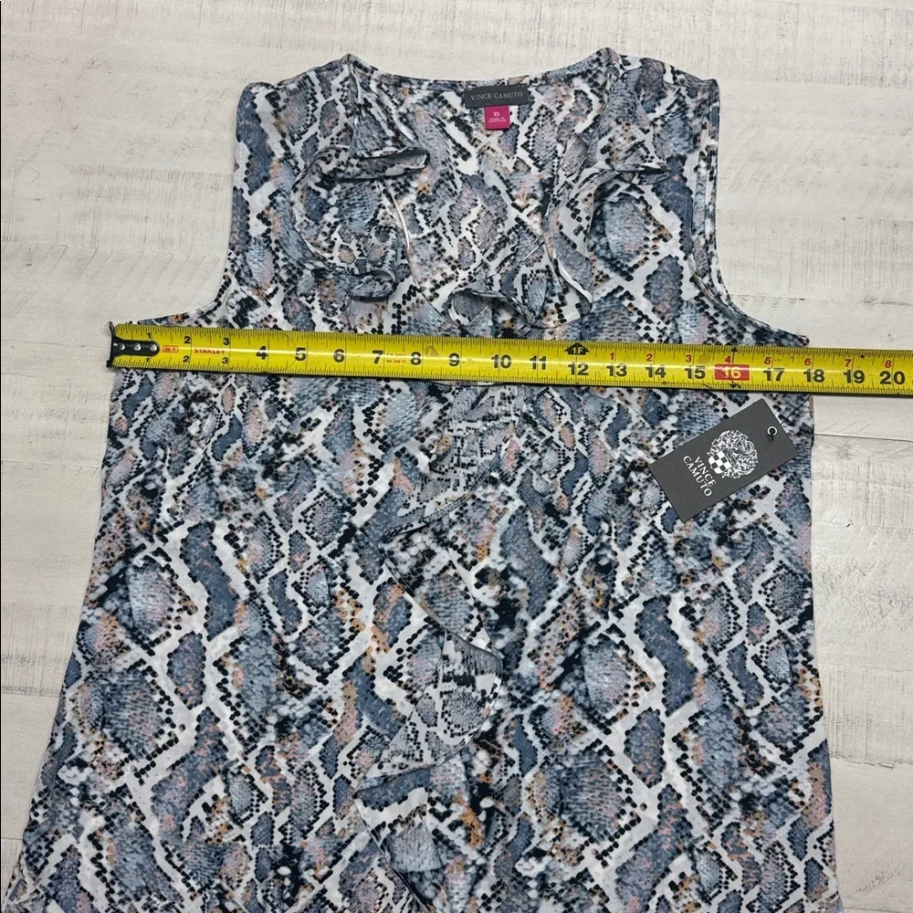 Vince Camuto Snake Print Ruffled Top Womens Size XS NWT - Picture 3 of 10